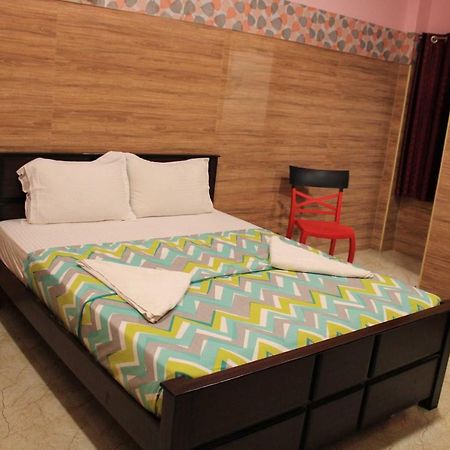 Hotel Adhi Residency - Cleanliness & Friendliness Room Vl Vardharaja Temple กาญจีปุรัม ภายนอก รูปภาพ