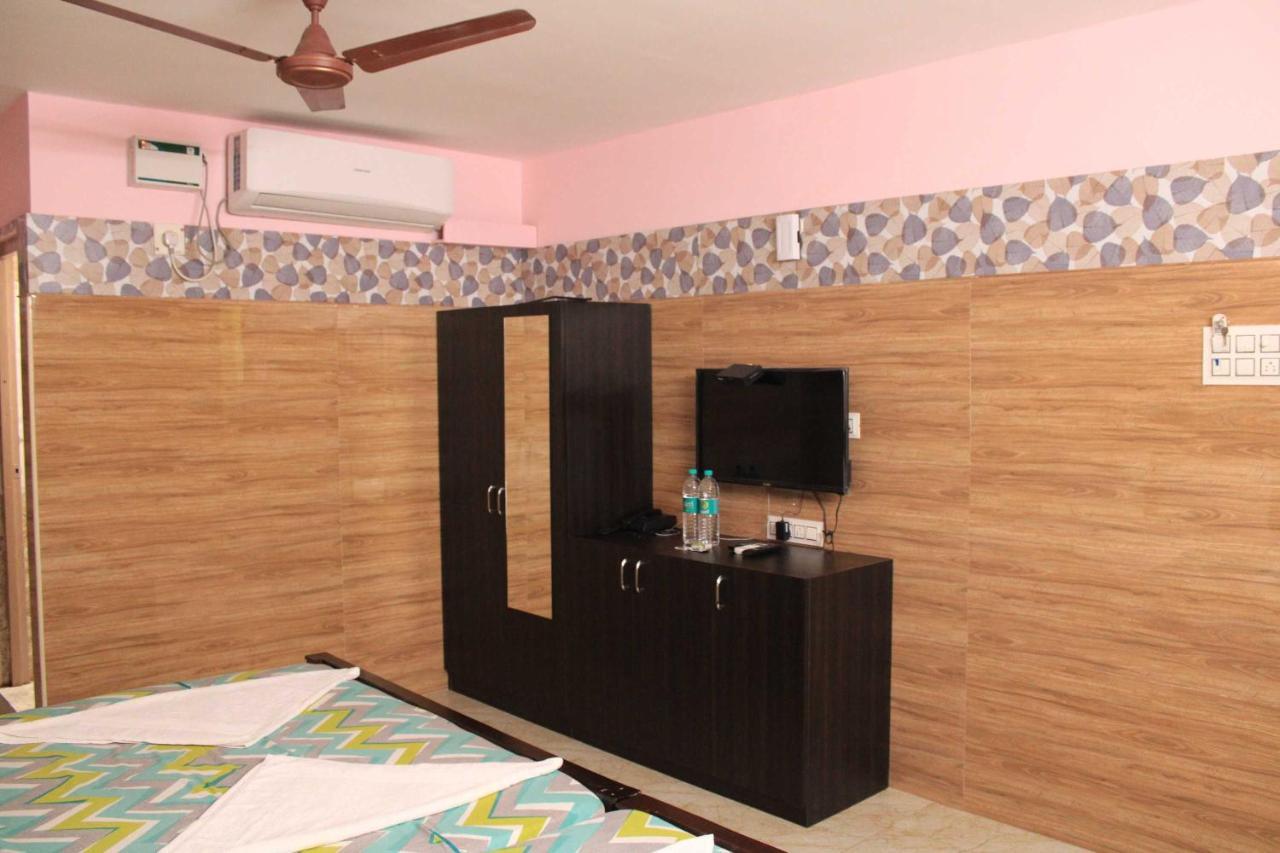 Hotel Adhi Residency - Cleanliness & Friendliness Room Vl Vardharaja Temple กาญจีปุรัม ภายนอก รูปภาพ