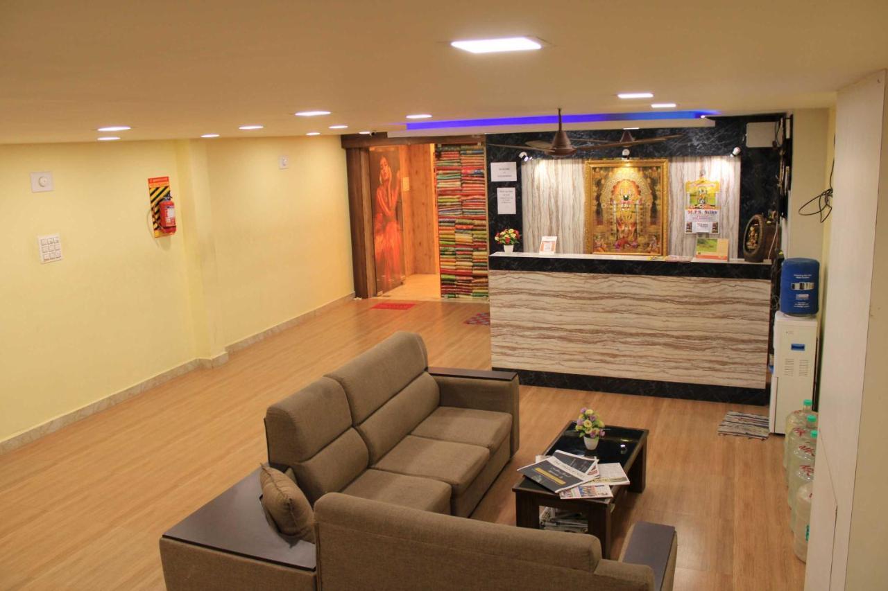 Hotel Adhi Residency - Cleanliness & Friendliness Room Vl Vardharaja Temple กาญจีปุรัม ภายนอก รูปภาพ
